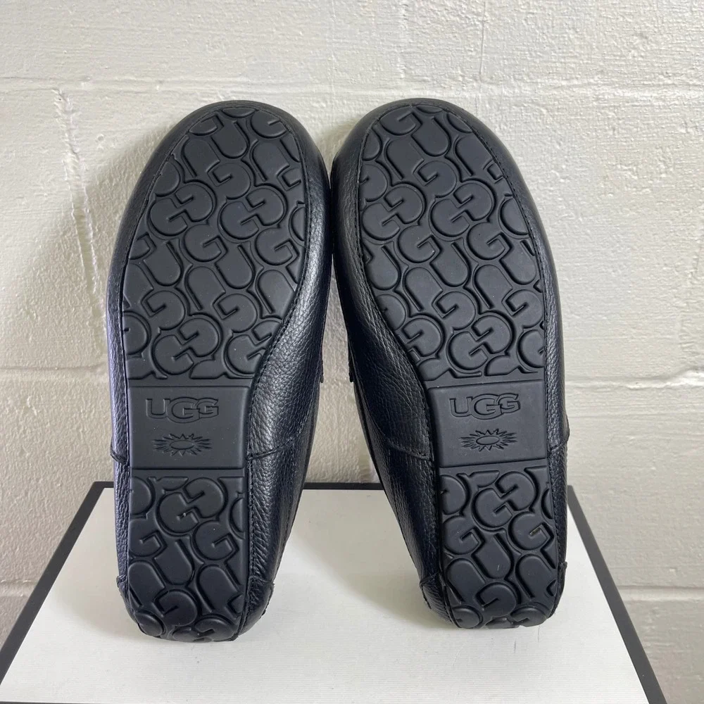 UGG Ascot 5379B Black Leather Moccasin Shearling Slippers Slip On Men's 12